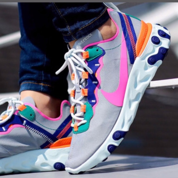 Nike Shoes - NEW NIKE REACT ELEMENT 55 GRAY FUSCHIA BLUE GREEN